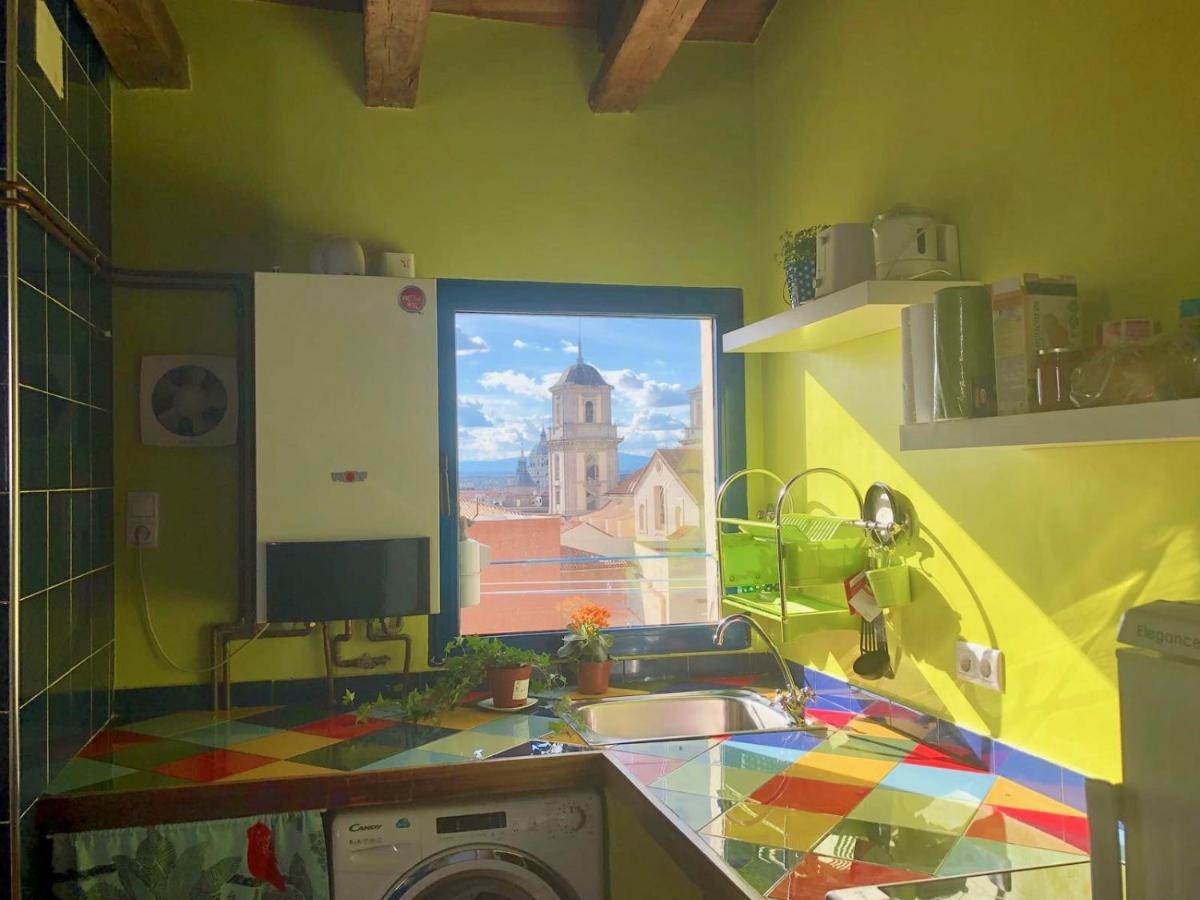 Atico De Mowgli - Sol Lägenhet Madrid Exteriör bild
