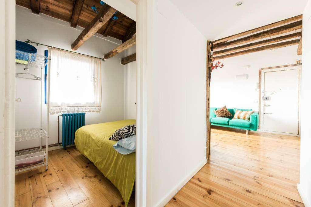 Atico De Mowgli - Sol Lägenhet Madrid Exteriör bild